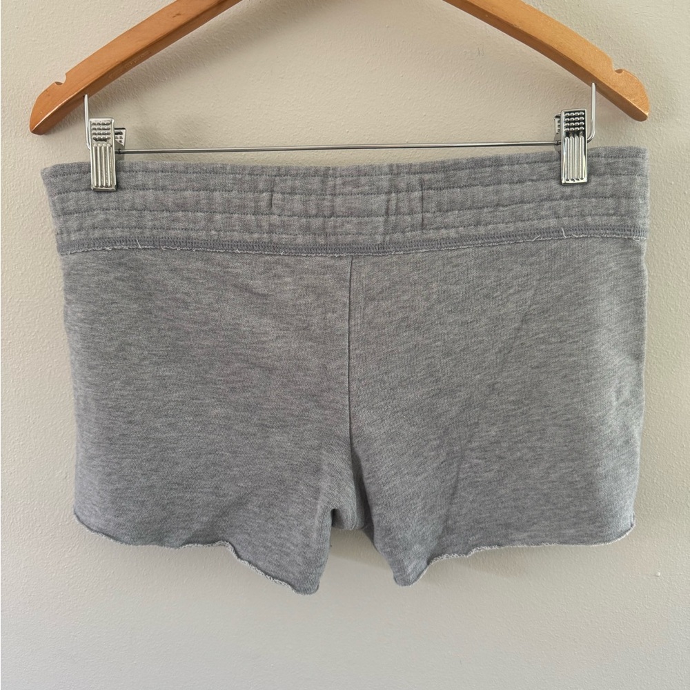 Early 2000s y2k Hollister low rise bird logo shortie short medium - Picture 7 of 10